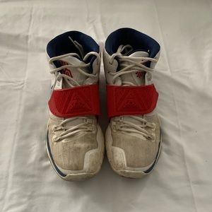 Men’s Size 10.5 Kyrie 5